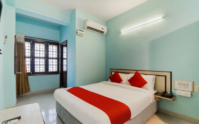 OYO 76010 Hotel Jayalakshmi Residency