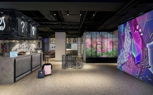 Moxy Suzhou City Centre