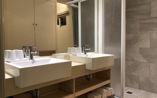 The Crystal Inn Sun Moon Lake