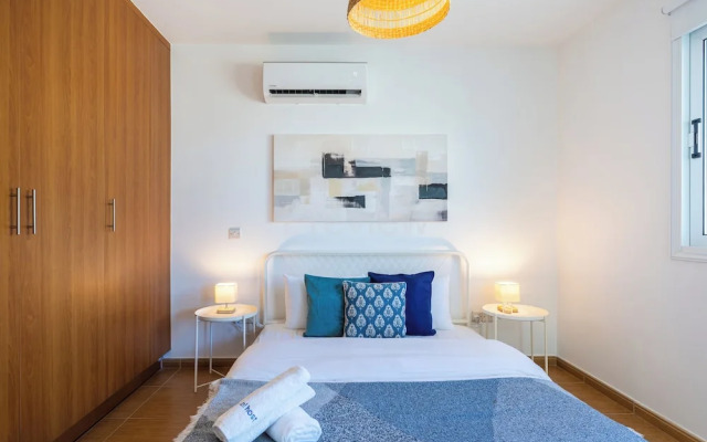 Quint - 2-Bedroom Apt & Pool in Protaras