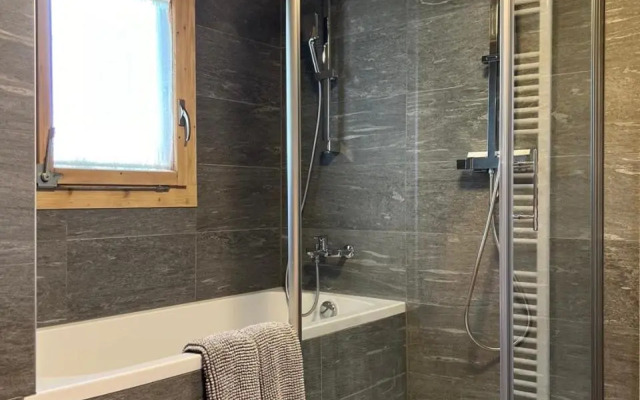 Cozy Apartment With Stunning View