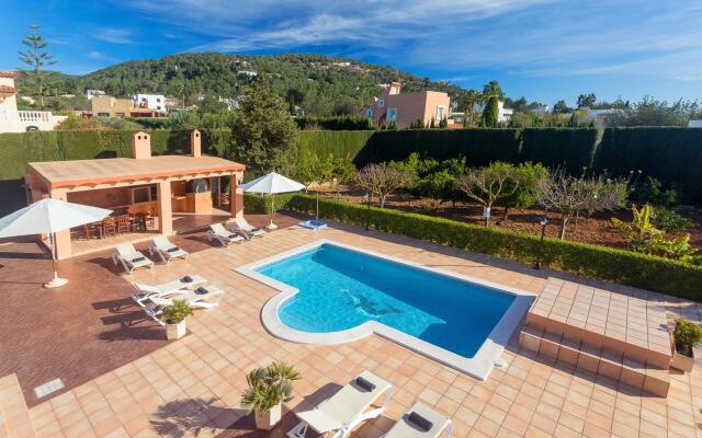 Villa in Ibiza Town Sleeps 12 - Villa Tino