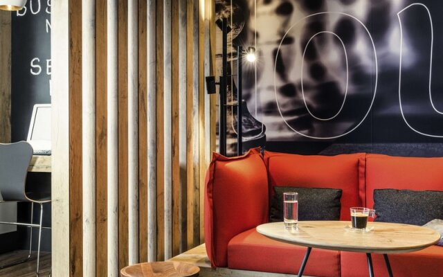 B&B HOTEL Paris Versailles Le Chesnay