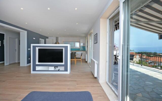Amazing Home in Split With Wifi and 5 Bedrooms