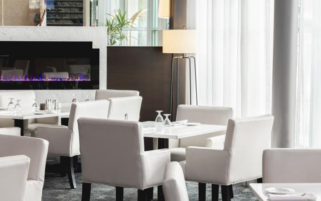 Executive Plaza Hotel Metro Vancouver