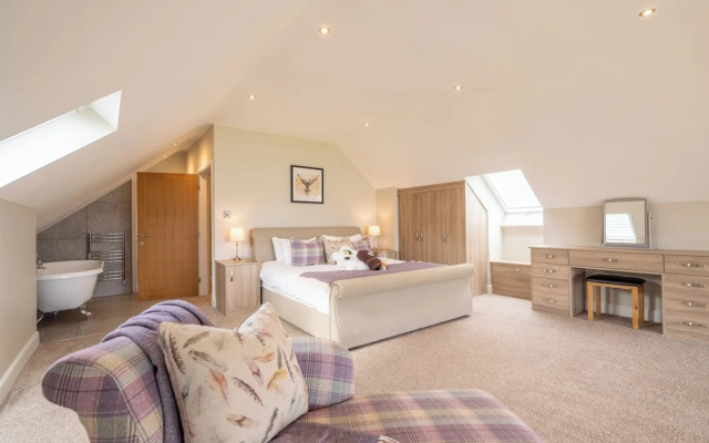 Valley View Lodge Sleeps 8 With Hot Tub