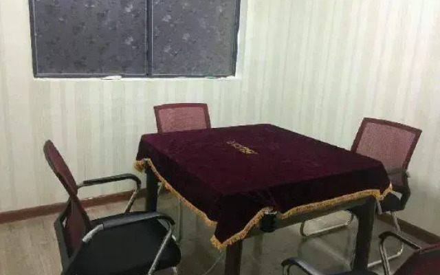 Zhumadian post station Express Hotel