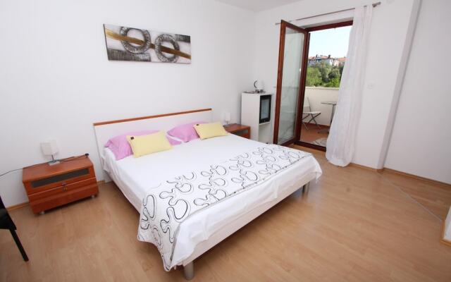 Rooms and Apartment Luana