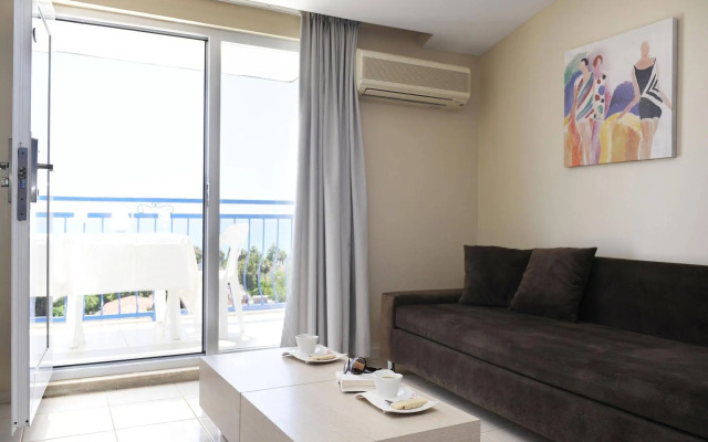Joker Side Hill Suite Hotel