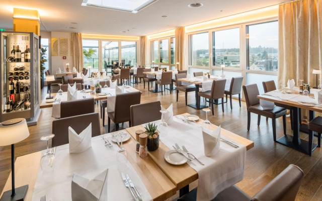 Hotel Swiss Star