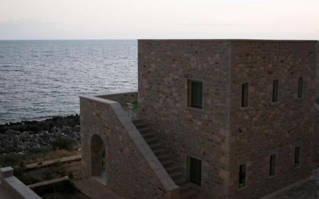 Alkyon SeaSide Studios