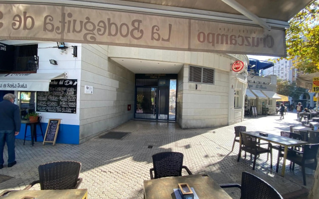 acogedor piso con parking santa justa