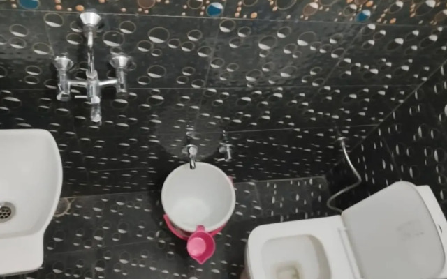 Goroomgo Ayodhya Vatika Homestay