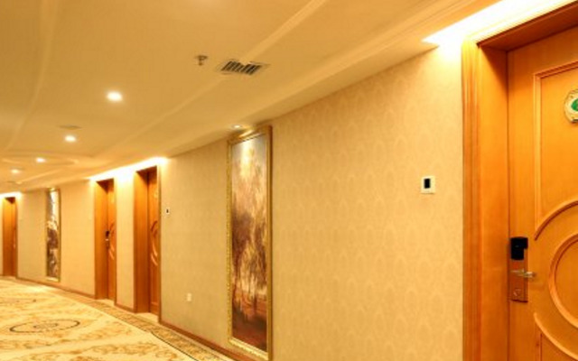 Vienna Hotel Changde Wuling Avenue Branch