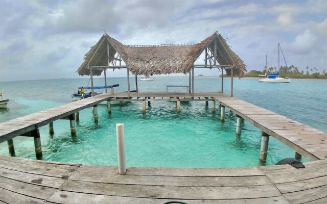 Private wood Cabins on San Blas island - private bathroom