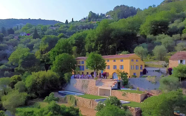 Domaine de la Cascade Parfumée