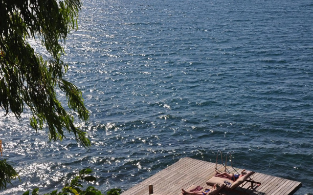 Ece Hotel Sovalye Island