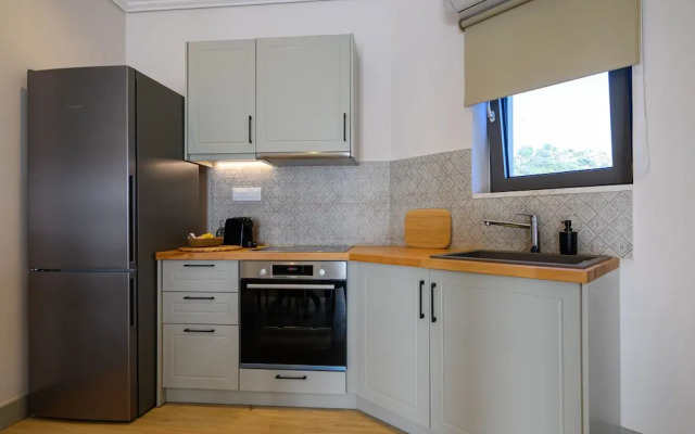 Kannas Mani-Luxury Suites- Adults friendly 14+