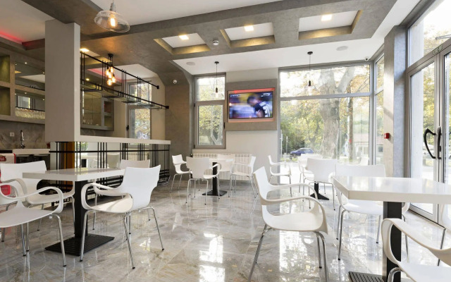 Hotel Avalon Garni
