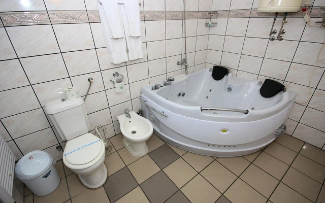 Hotel Kristal Palas