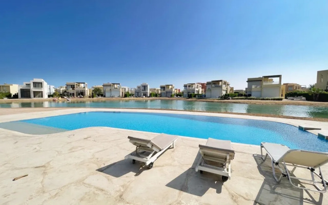 Xuru Stays I Homey 3 BDR Townhouse @ Tawila El Gouna