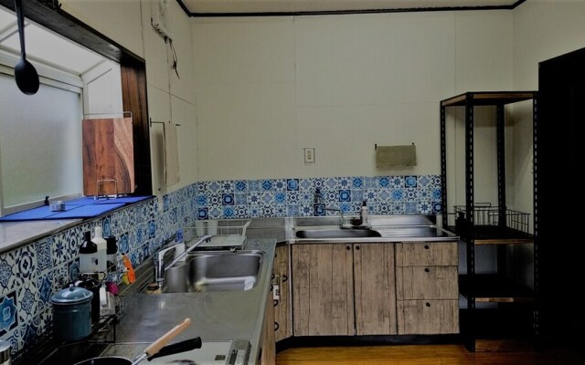 Guesthouse-Lahar- Hostel