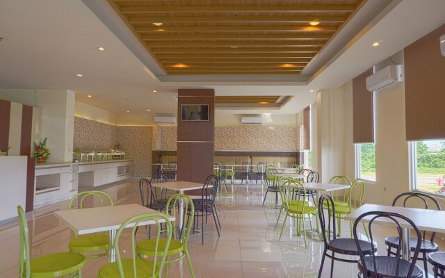 OYO 3269 Hotel Grand Sayang Park Makassar