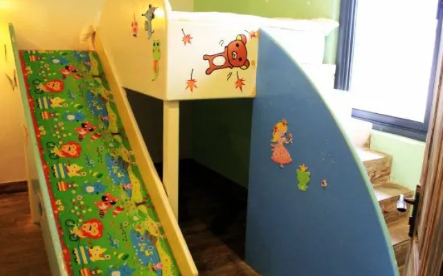 suzhouWest Alley Qiju（dongshanjingqudian)