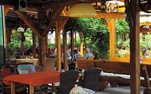 Landhotel Heidekrug