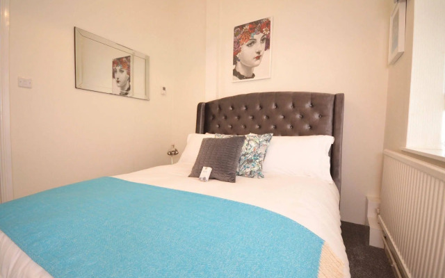 Stonefield Apartments