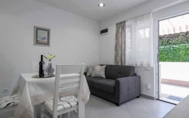 Drop In Split Apartments
