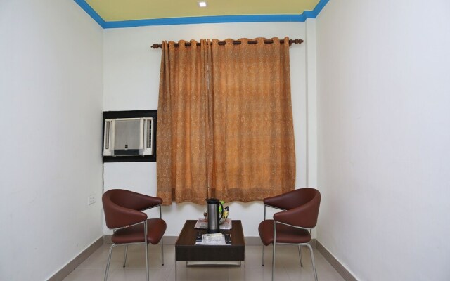 OYO 16688 Hotel Vrs