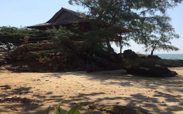 Koh Jum Freedom Resort