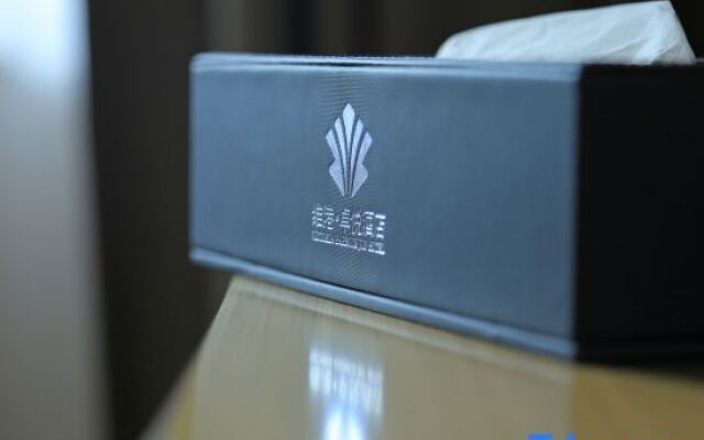 Victoria Harbour Joy Hotel