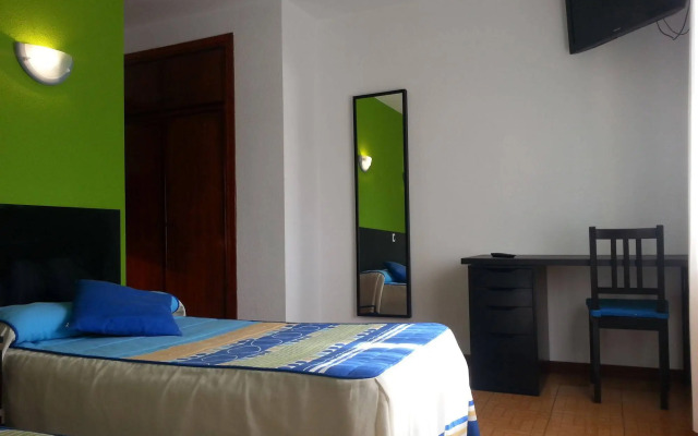 Hotel Azcona