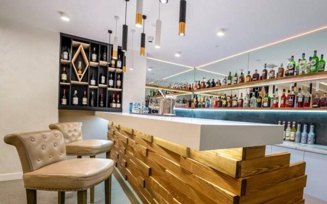 Dave Hotel Yerevan
