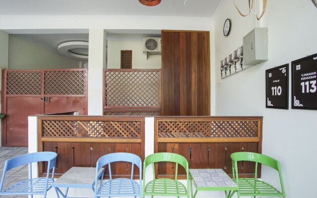 OYO Life 1180 Bunda Haveraka Residence
