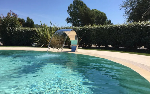 Rebi Studio 4 Pax With Garden