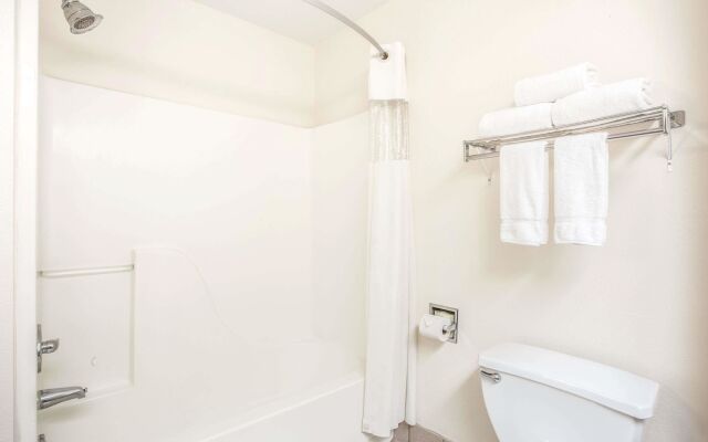 Hawthorn Suites by Wyndham Tempe/Mesa/Phoenix Area