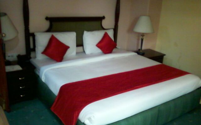 Oyo 3865 Hotel Corporate Park