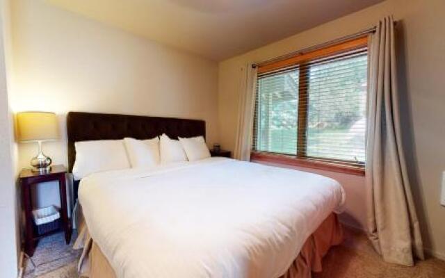 Snowcreek 247 Townhouse