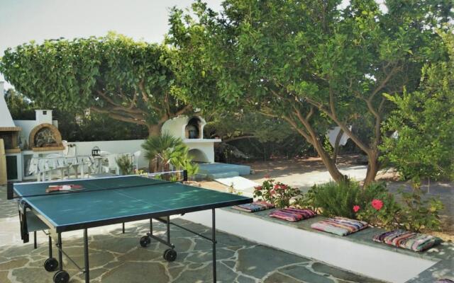 Villa Akti