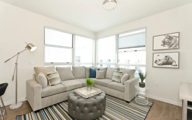 Luxury Downtown LA 3BD Convention Suite