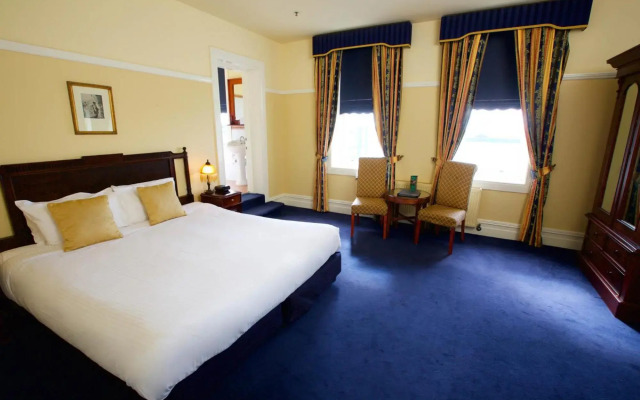 The Carrington Hotel