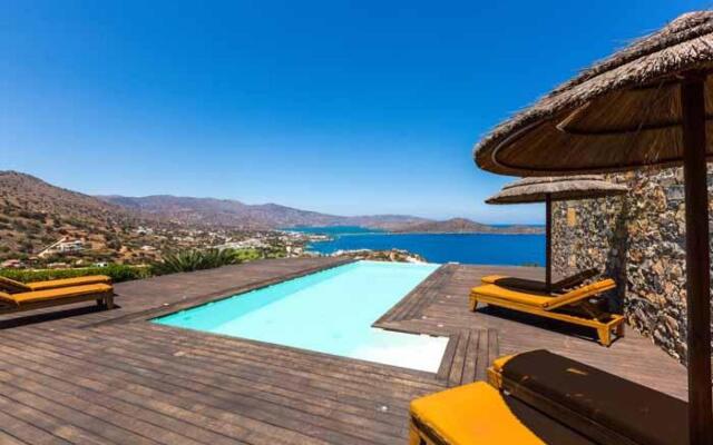 Amazing Views to Elounda Bay