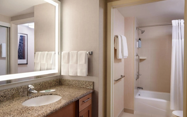 Residence Inn by Marriott Calgary Airport