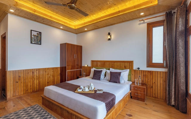 Alaya Stays Querencia 5BHK with HillView