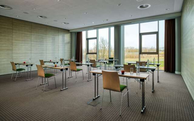 Intercityhotel Amsterdam Schiphol Airport