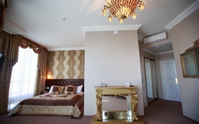 Отель «Лыбидь Плаза»