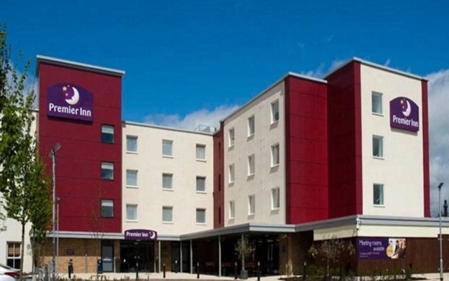 Premier Inn Bristol Cribbs Causeway - M5 J17